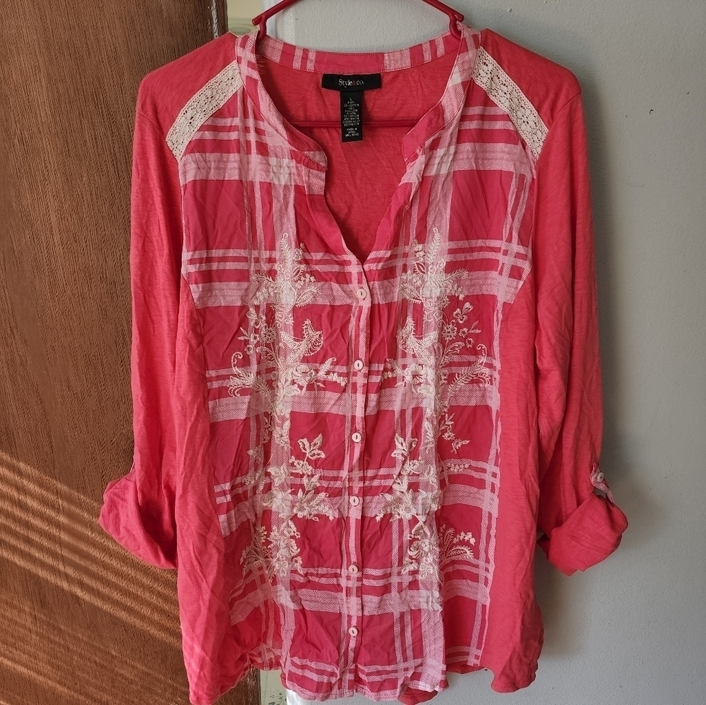 Style and co pink Plaid lace blouse large